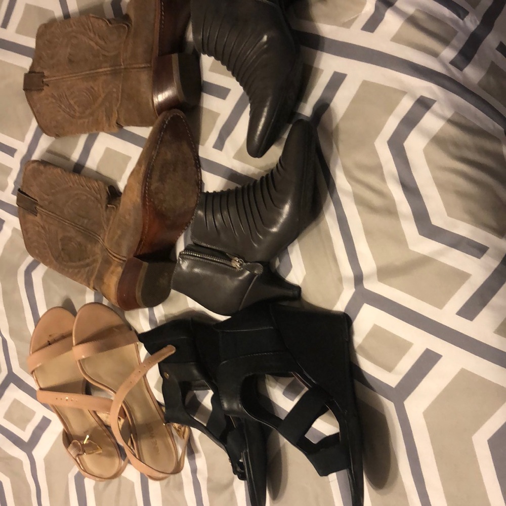 Ladies shoes/boots
